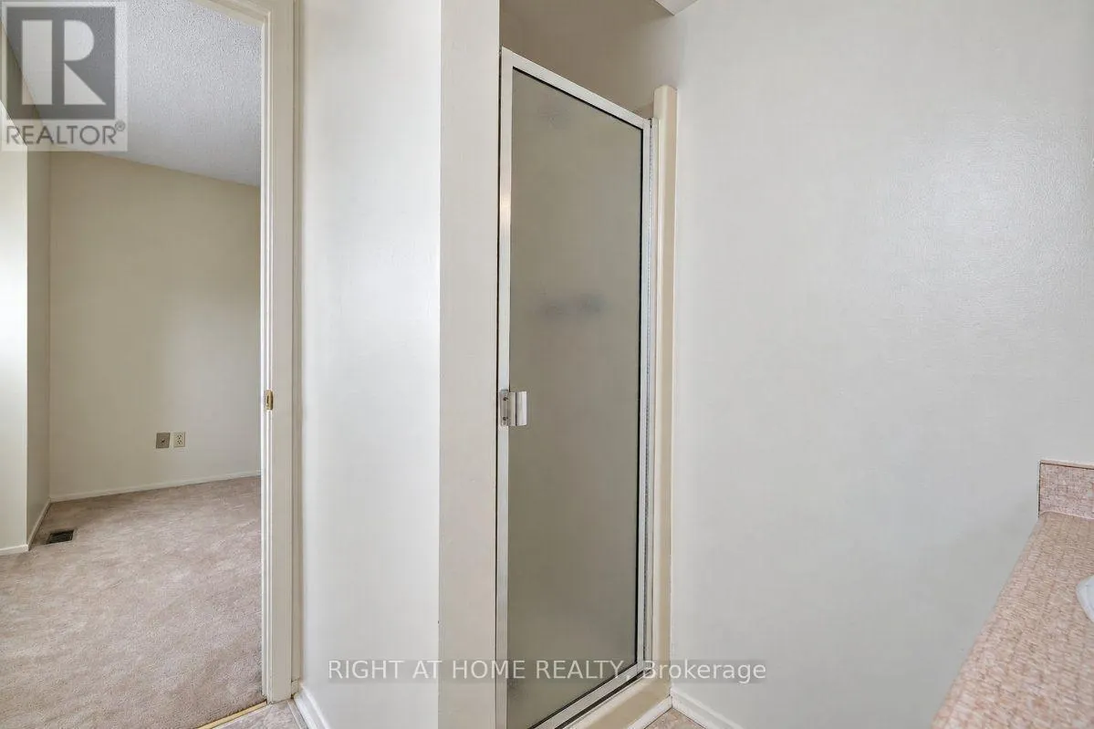 33 - 23 LIGHTFOOT PLACE