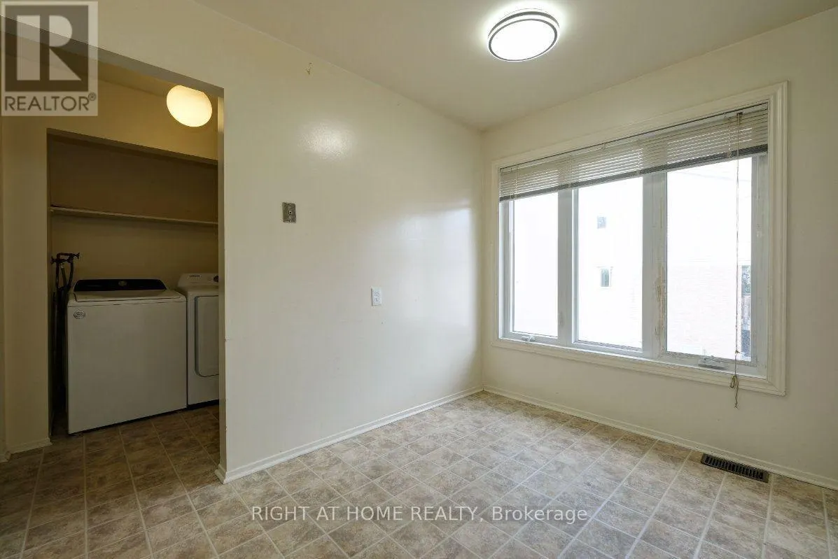 33 - 23 LIGHTFOOT PLACE