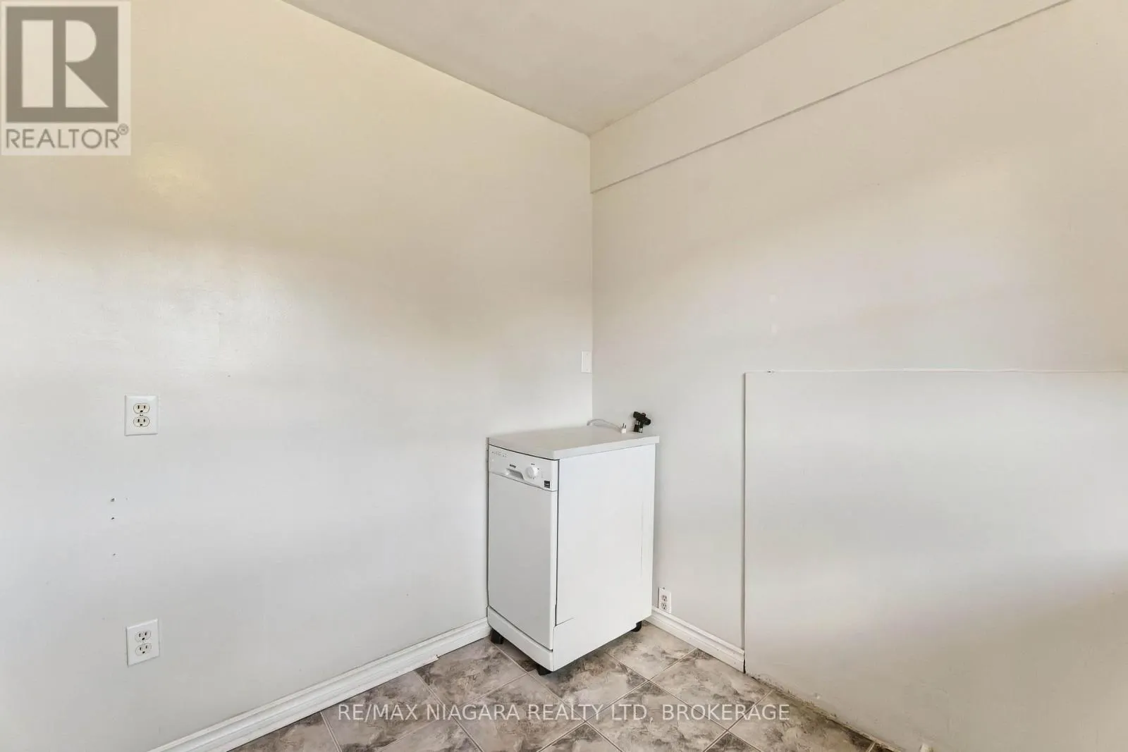29 GLENGARRY ROAD