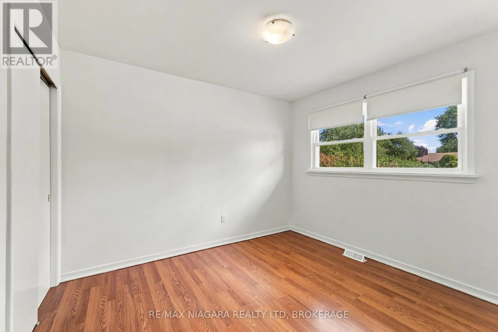 29 GLENGARRY ROAD