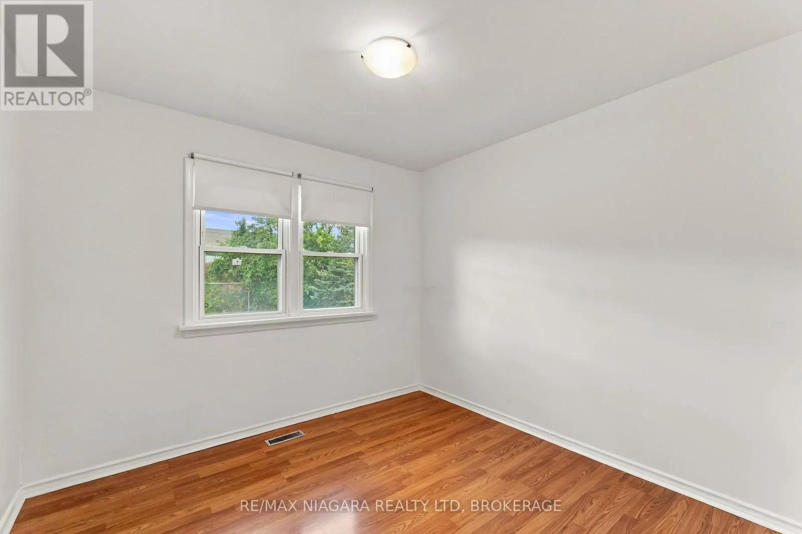 29 GLENGARRY ROAD