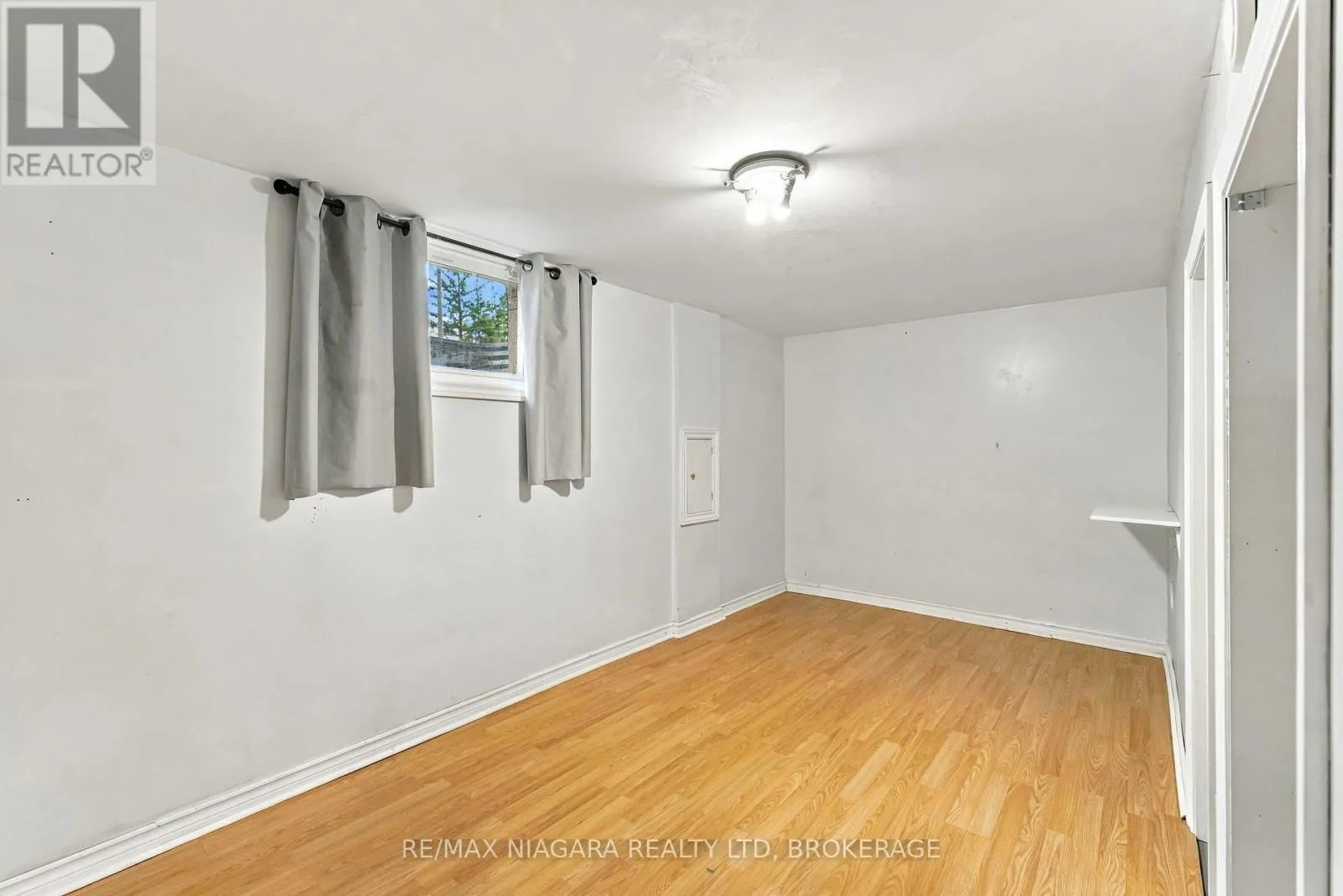 29 GLENGARRY ROAD