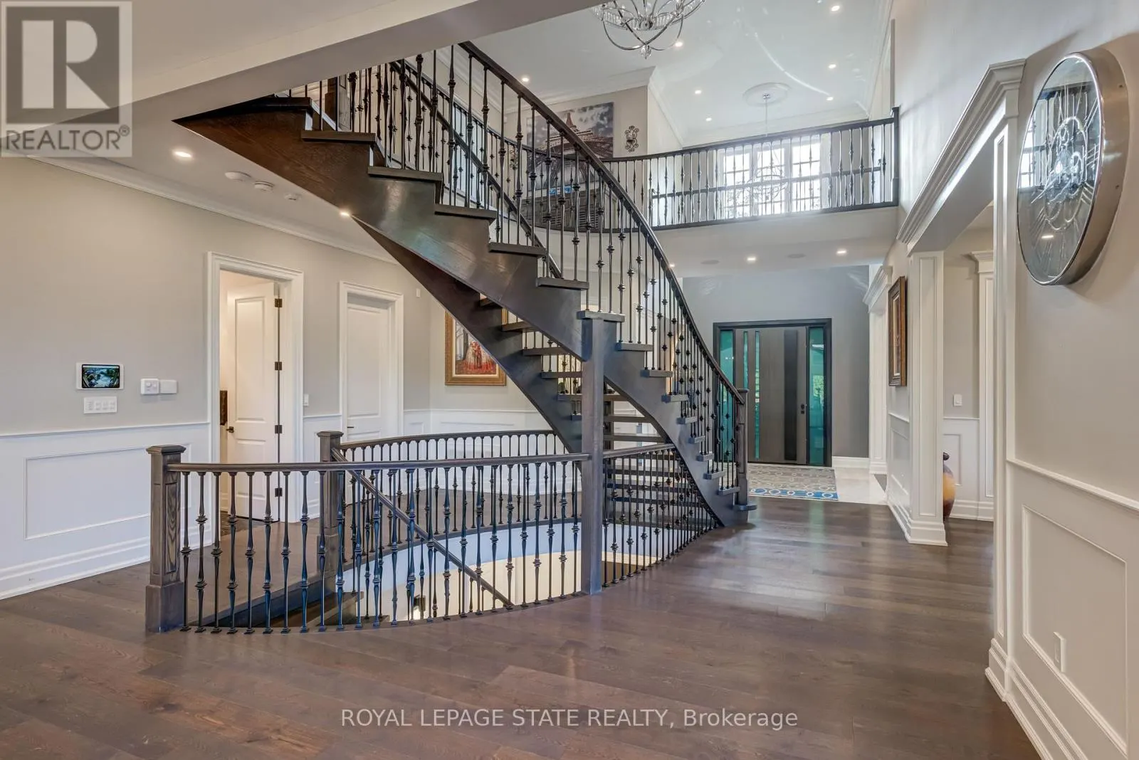 100 SENECA DRIVE