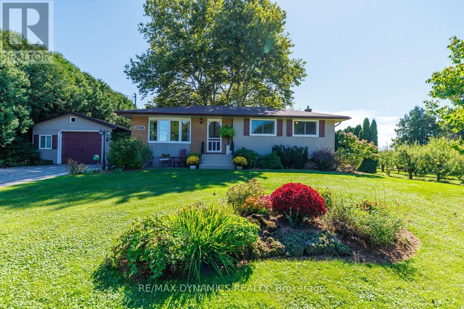 2728 RED MAPLE AVENUE