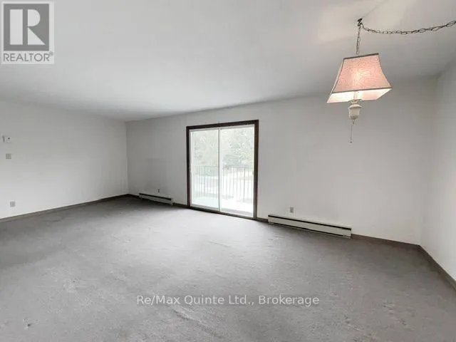 3 - 49 OXFORD ROAD #3