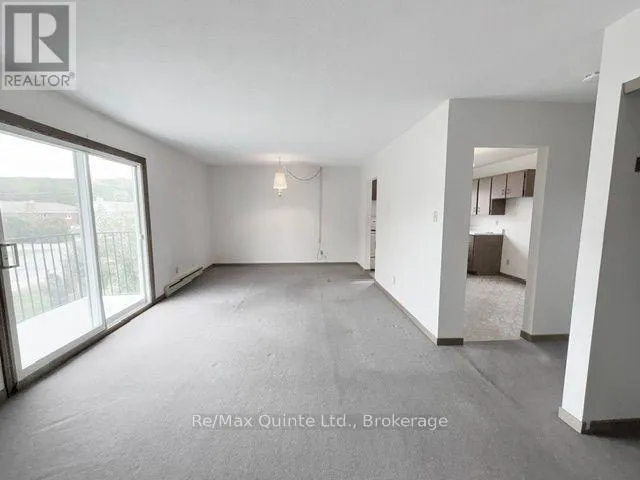 3 - 49 OXFORD ROAD #3