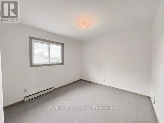 3 - 49 OXFORD ROAD #3