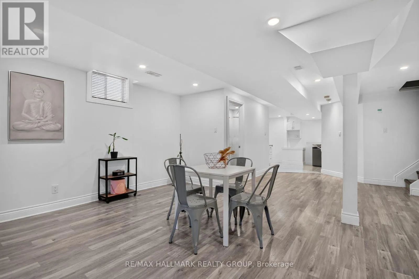 222 DEERCROFT AVENUE