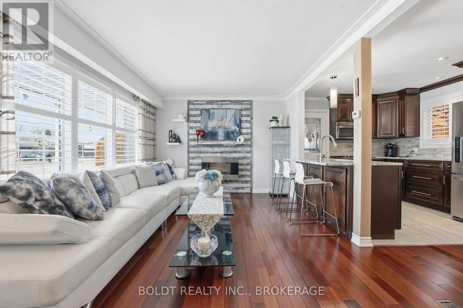 628 VINE STREET