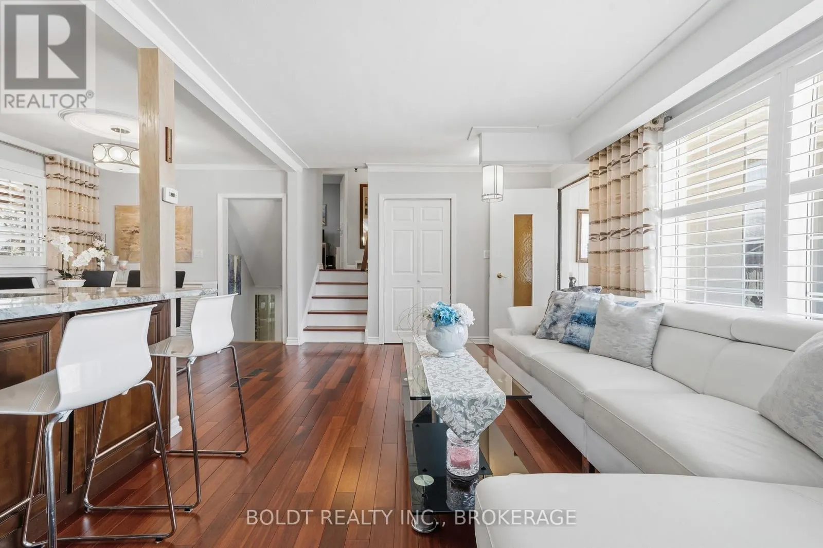 628 VINE STREET