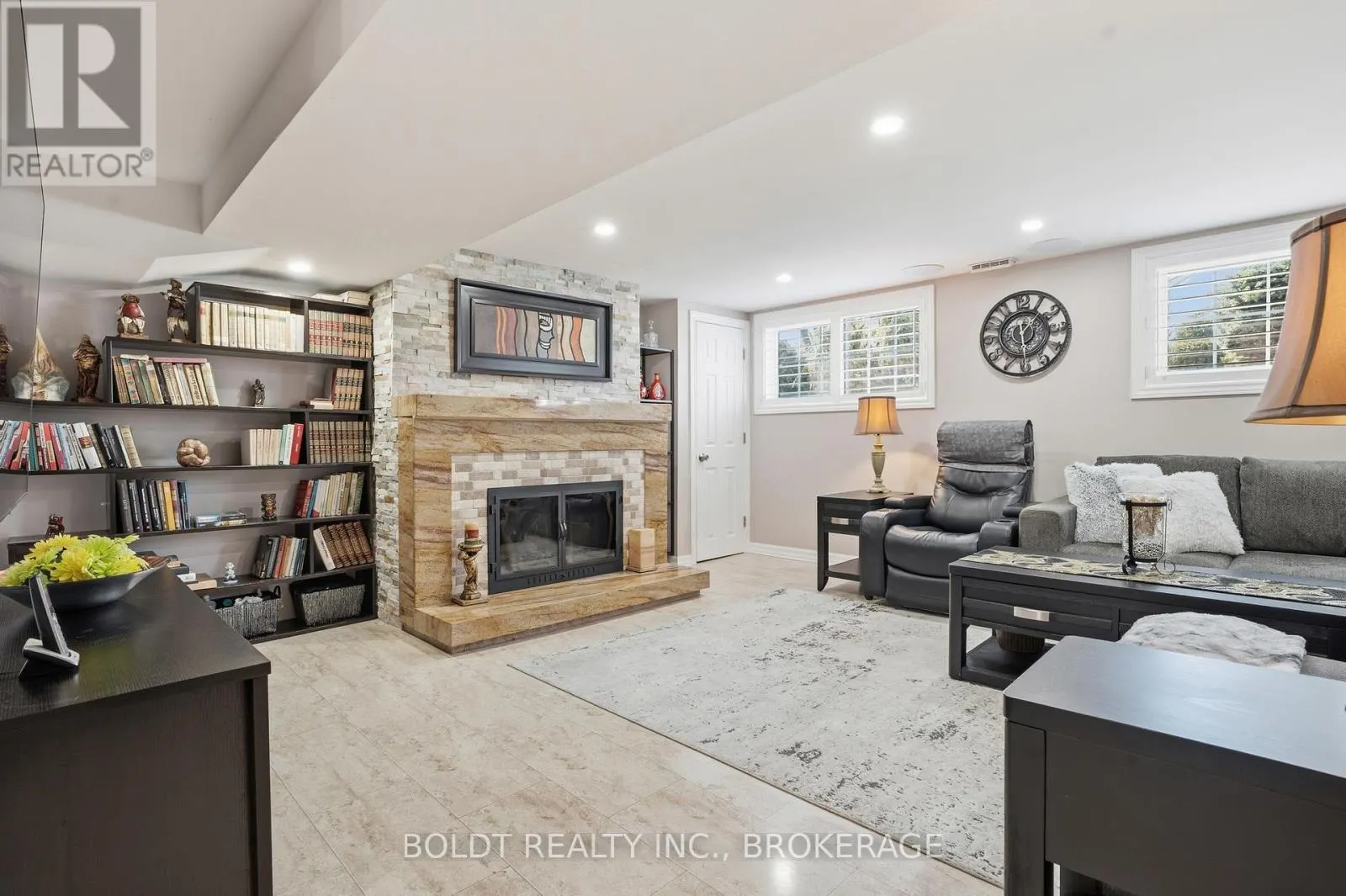 628 VINE STREET