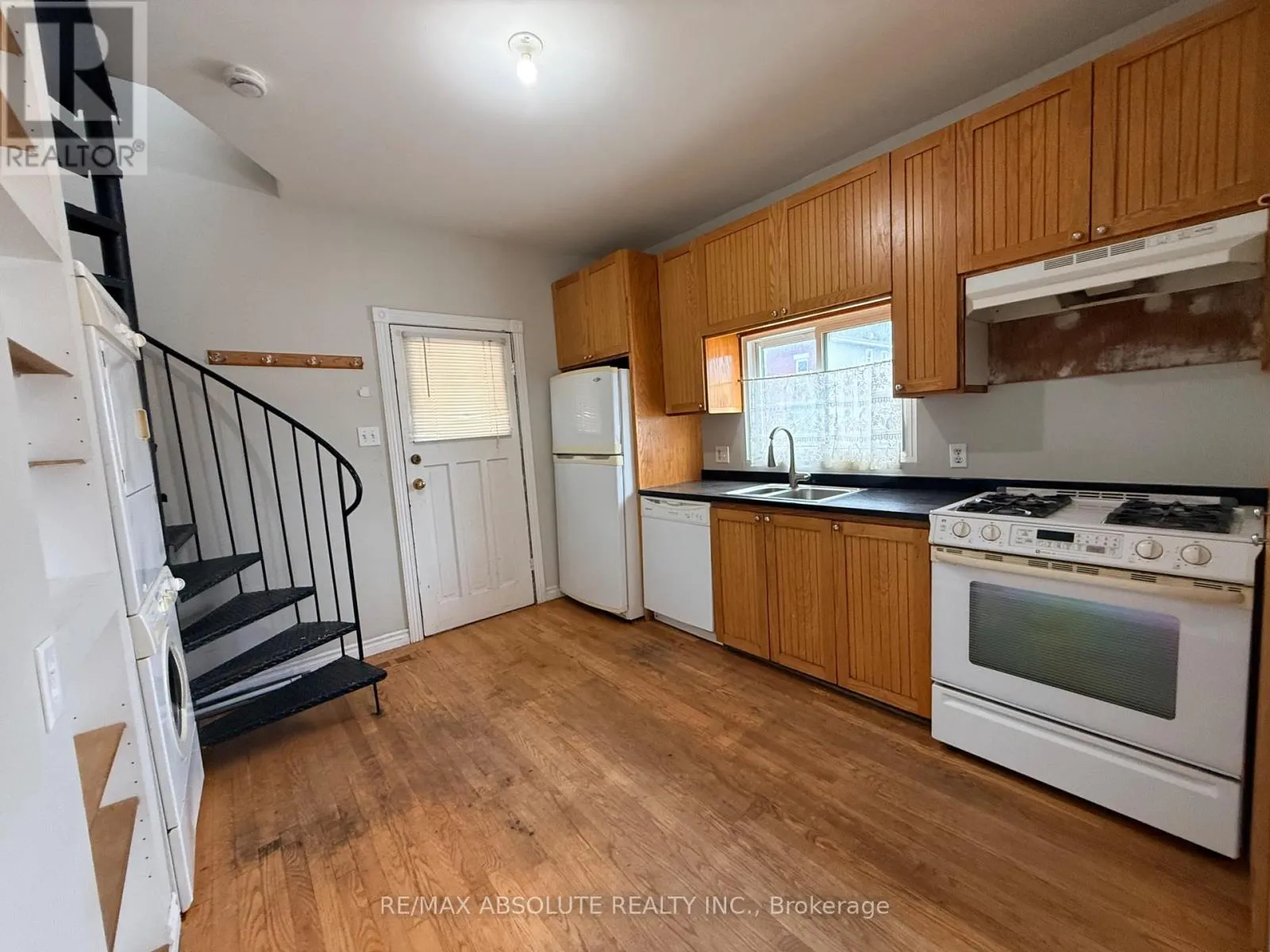 222 STE MONIQUE STREET