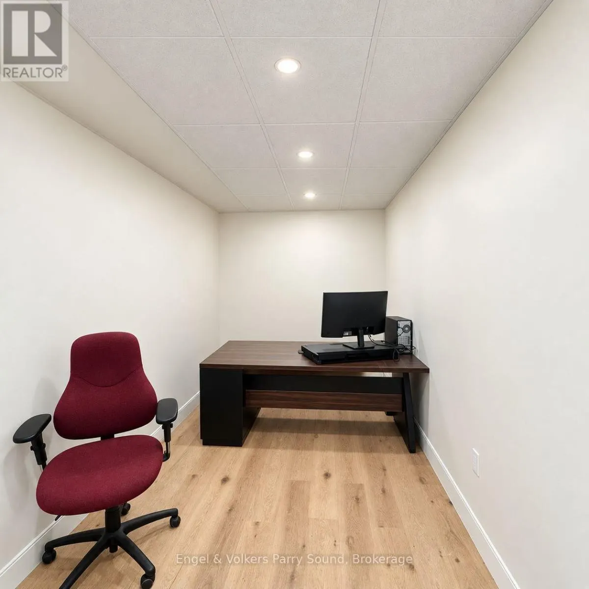 11 - 57 JAMES STREET #11