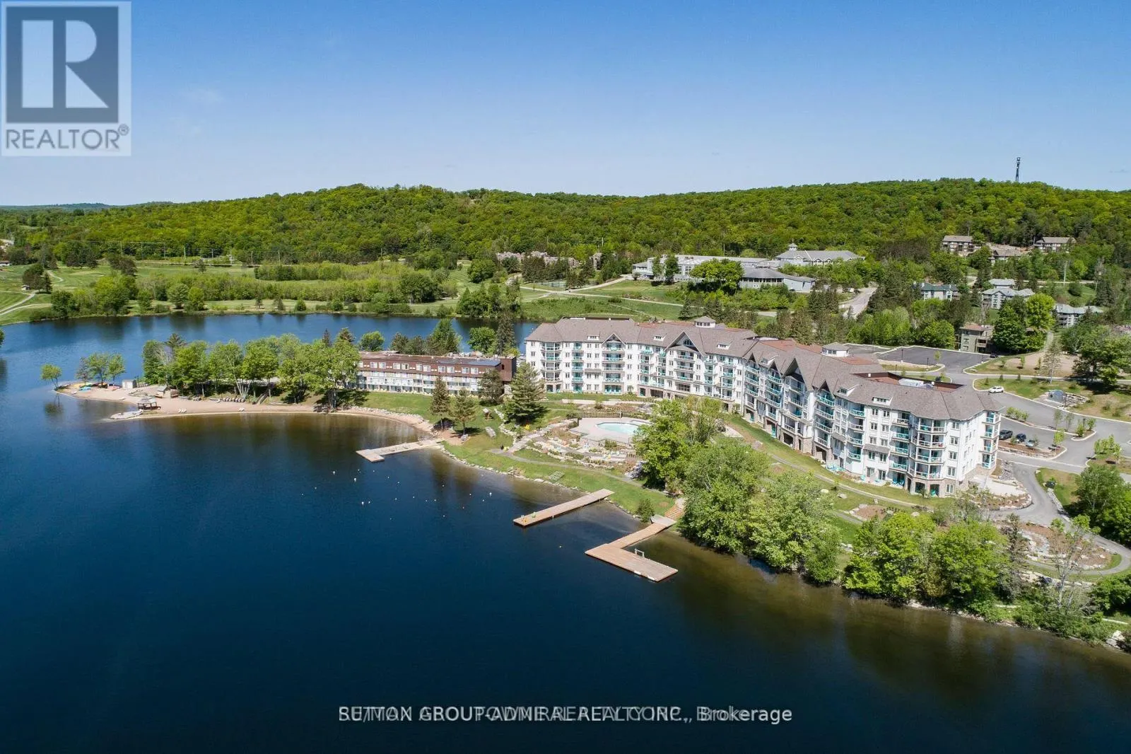 425 - 25 PEN LAKE POINT ROAD