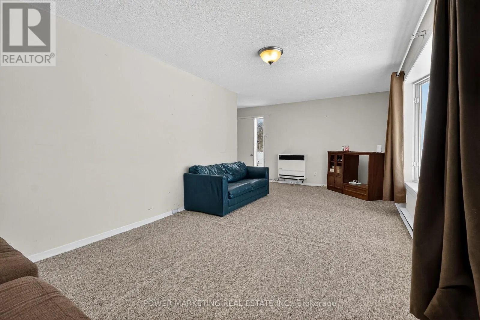 955 ST GUILLAUME ROAD