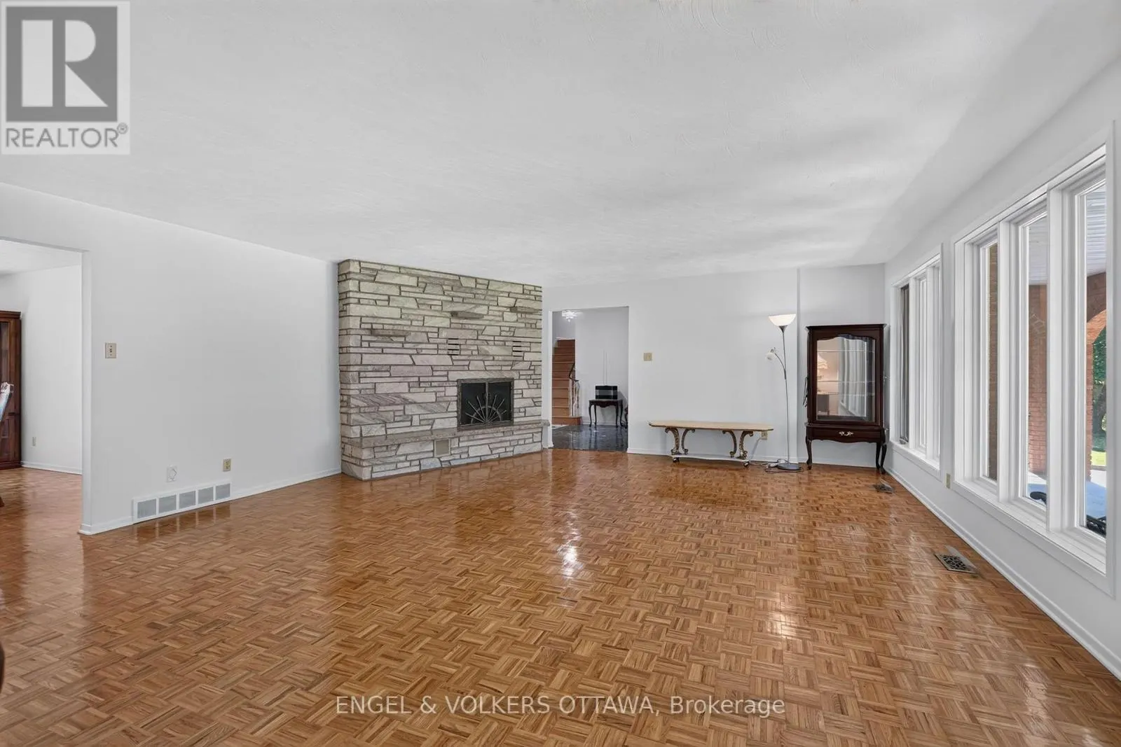 760 KERWIN ROAD