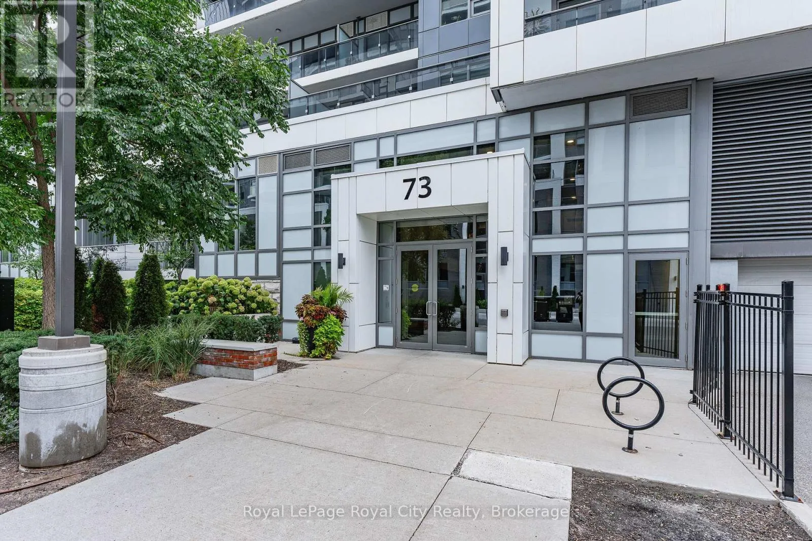 504 - 73 ARTHUR STREET S #504