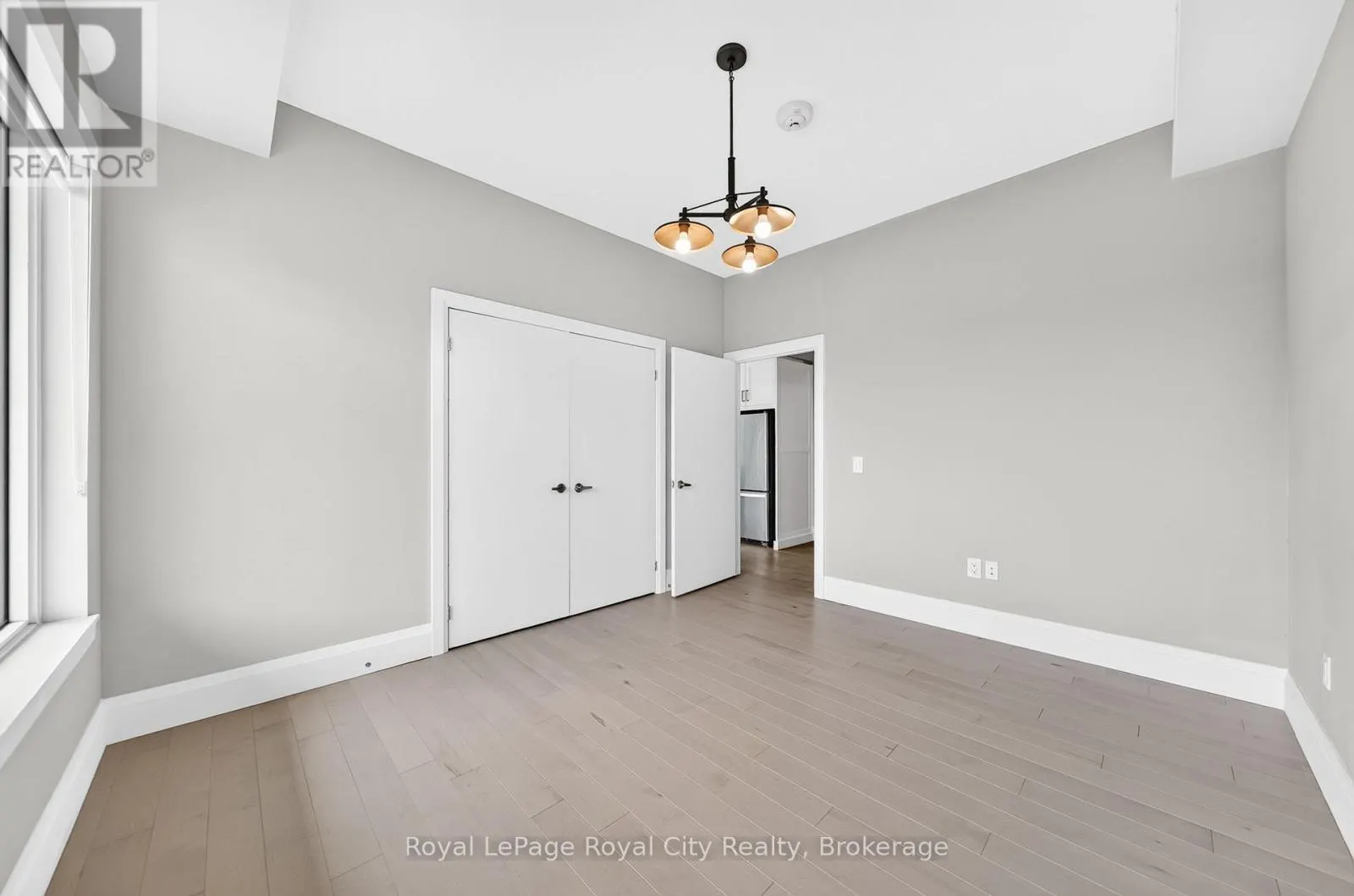 504 - 73 ARTHUR STREET S #504