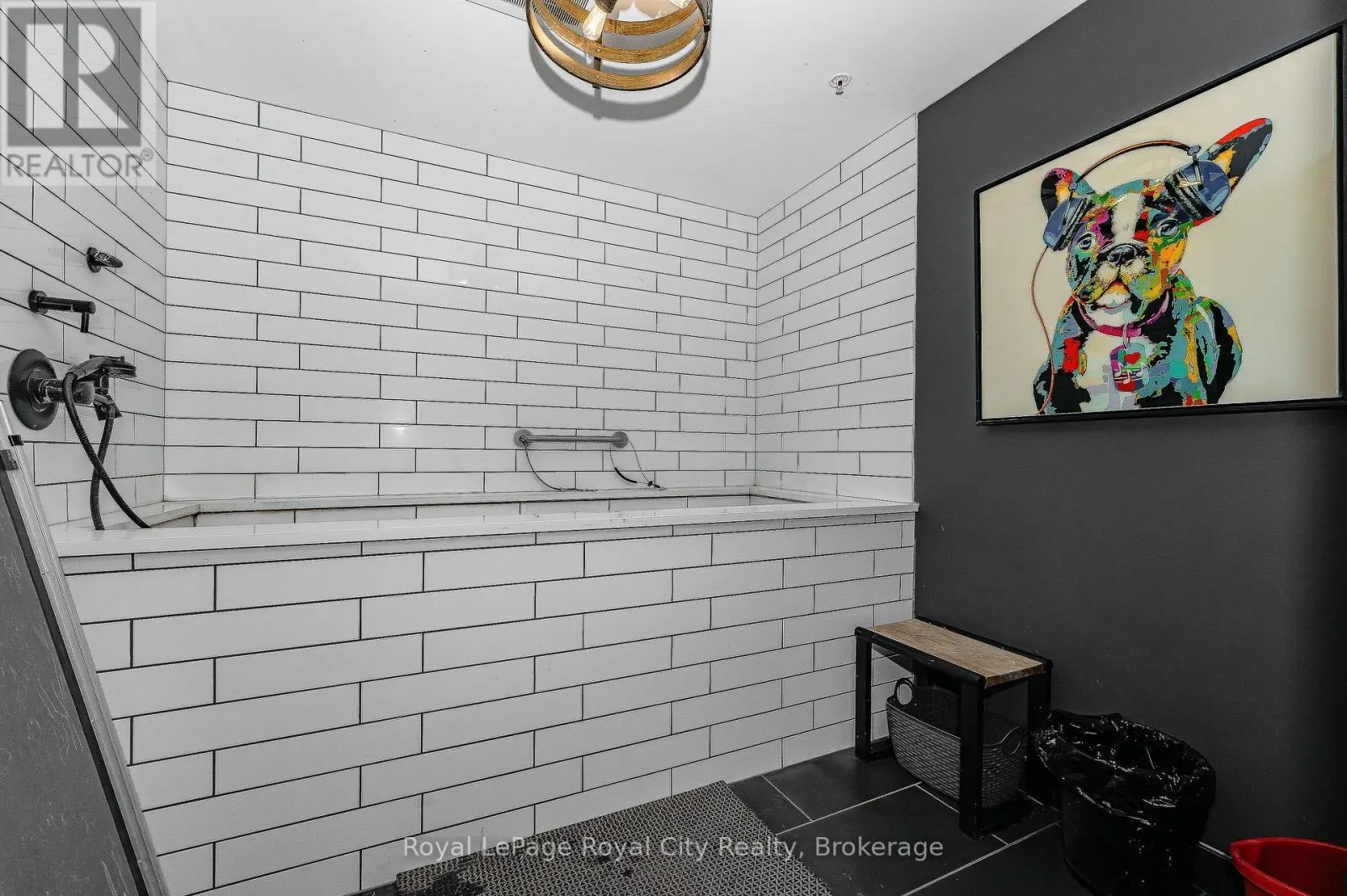 504 - 73 ARTHUR STREET S #504