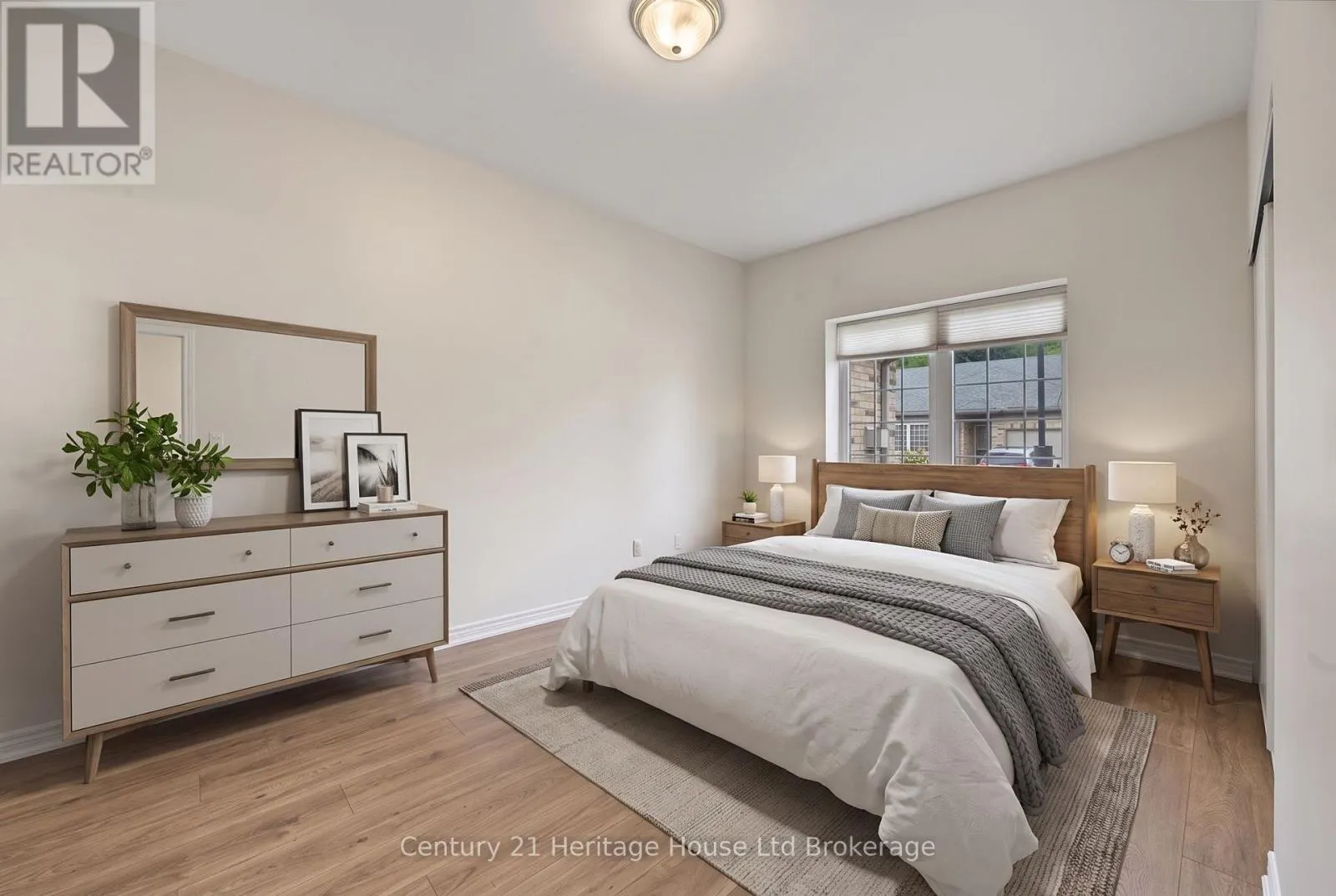 1 - 105 KING STREET #1