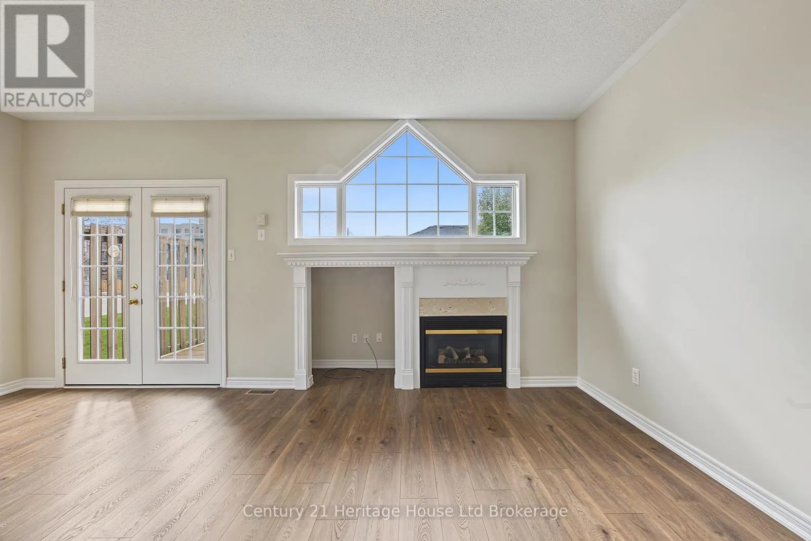 1 - 105 KING STREET #1