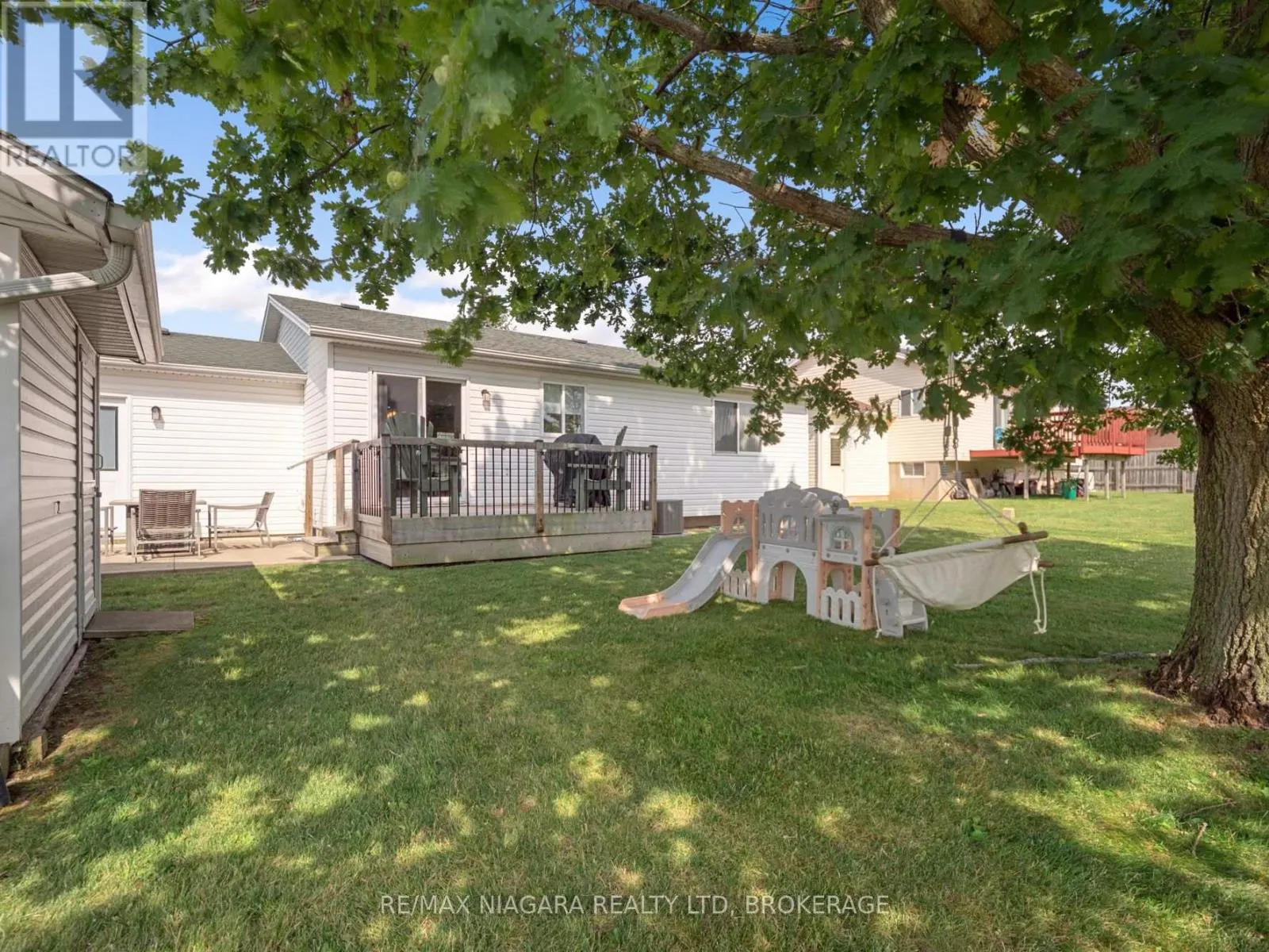 936 COLETTE ROAD