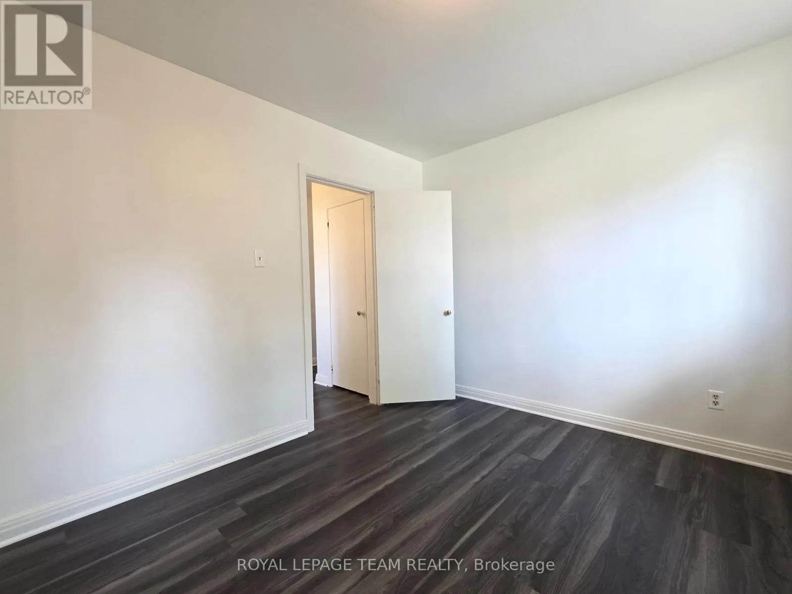 187 UNIT 2 BRADLEY AVENUE