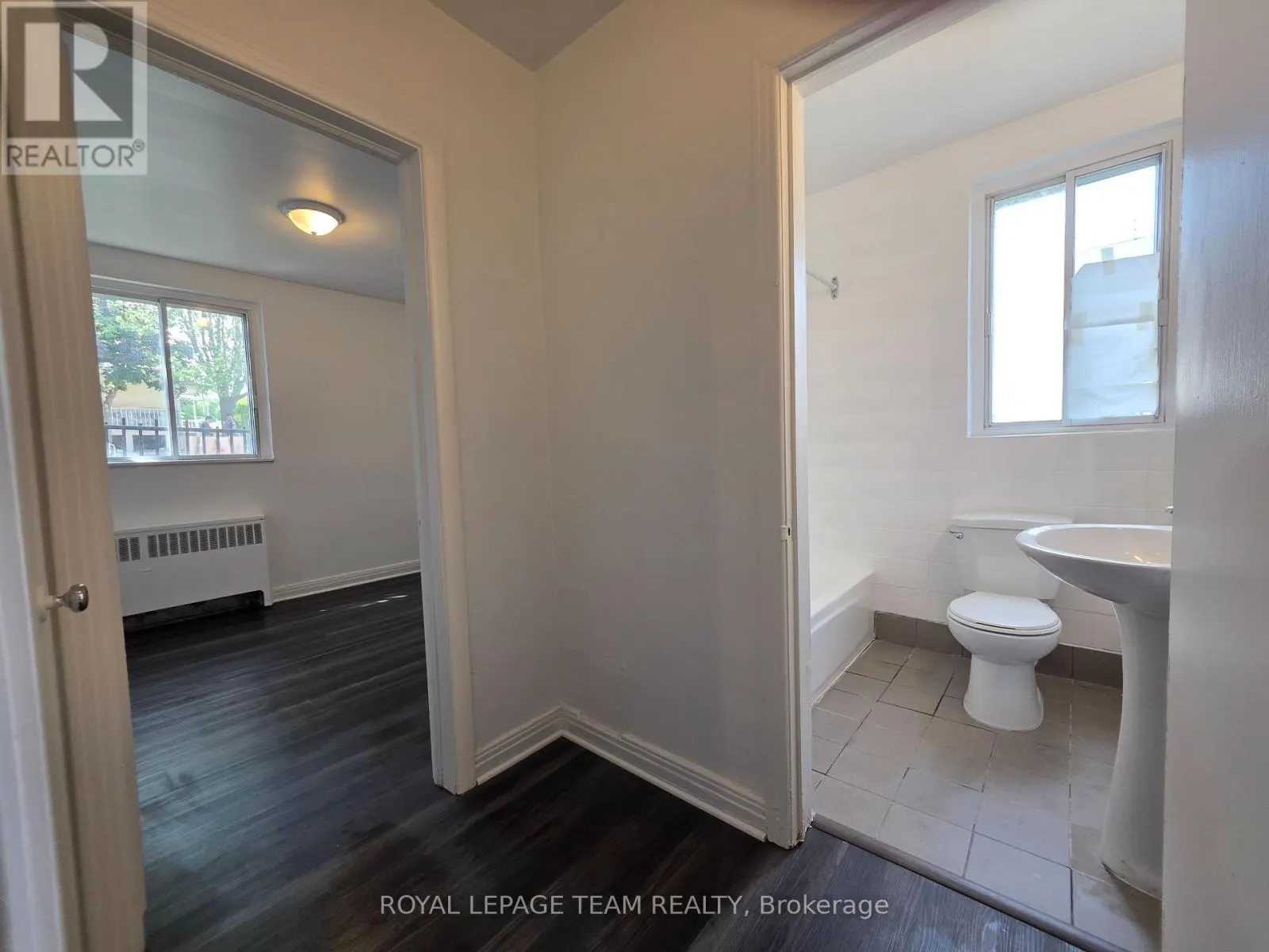 187 UNIT 2 BRADLEY AVENUE