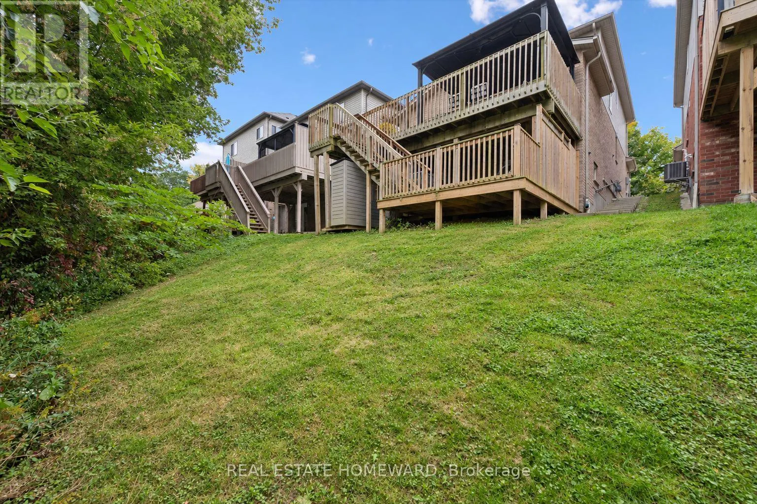 3 - 90 ALDERSON DRIVE