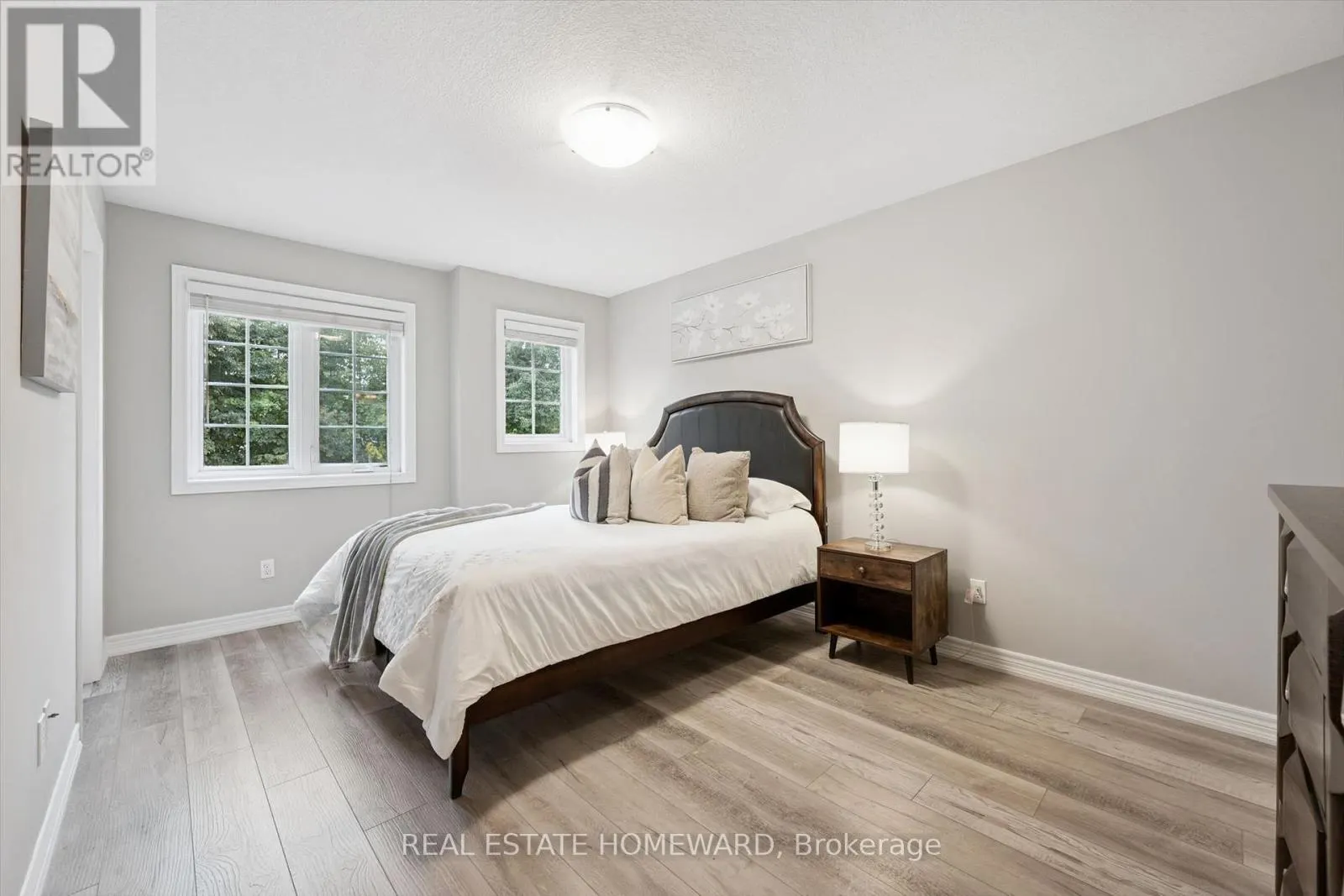 3 - 90 ALDERSON DRIVE