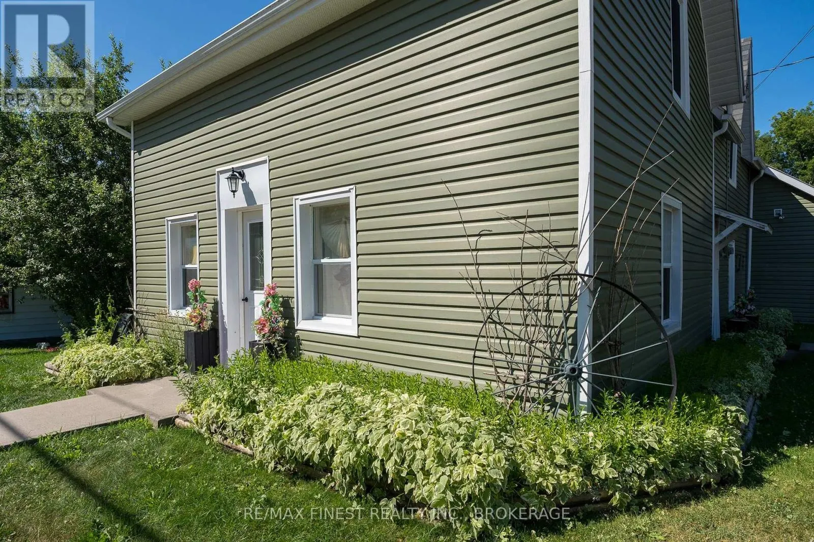 13 CONCESSION STREET
