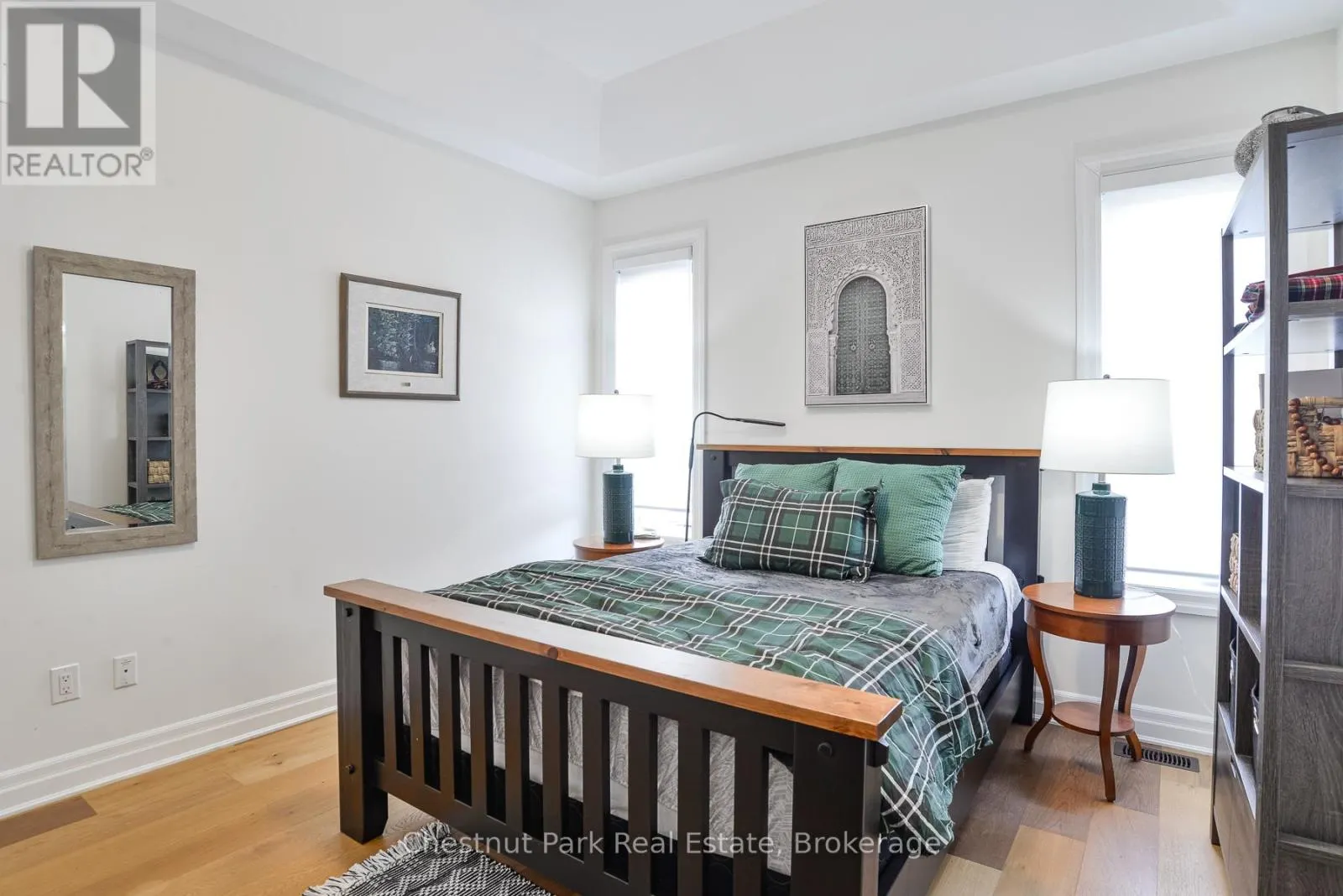 5 HUNTER PLACE