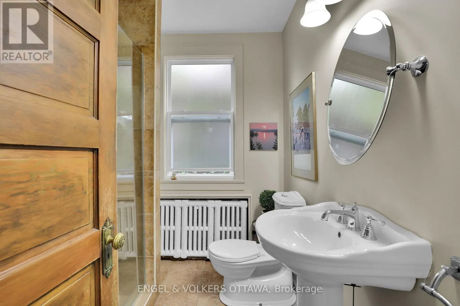5 WOODLAWN AVENUE