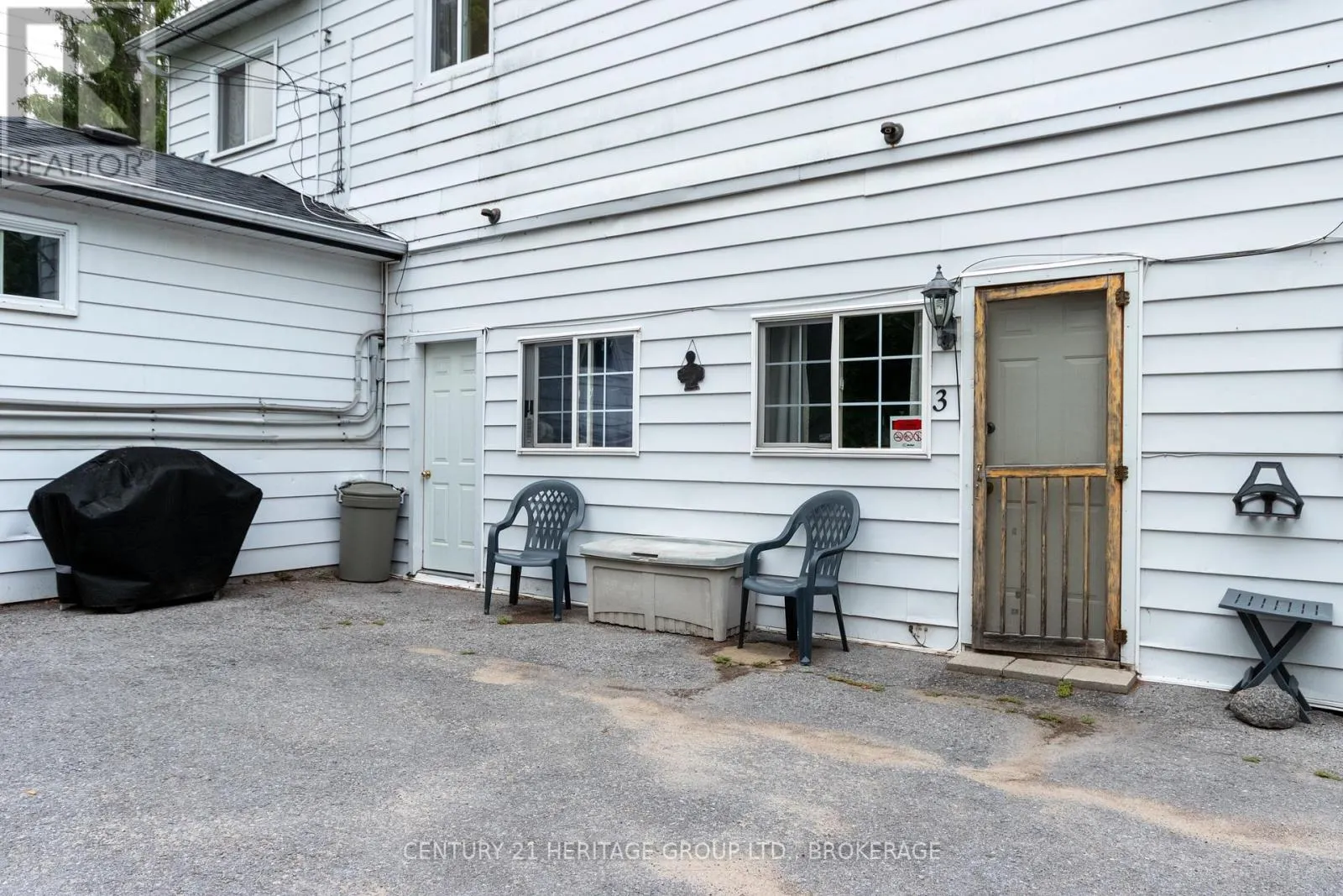 625 KING STREET W