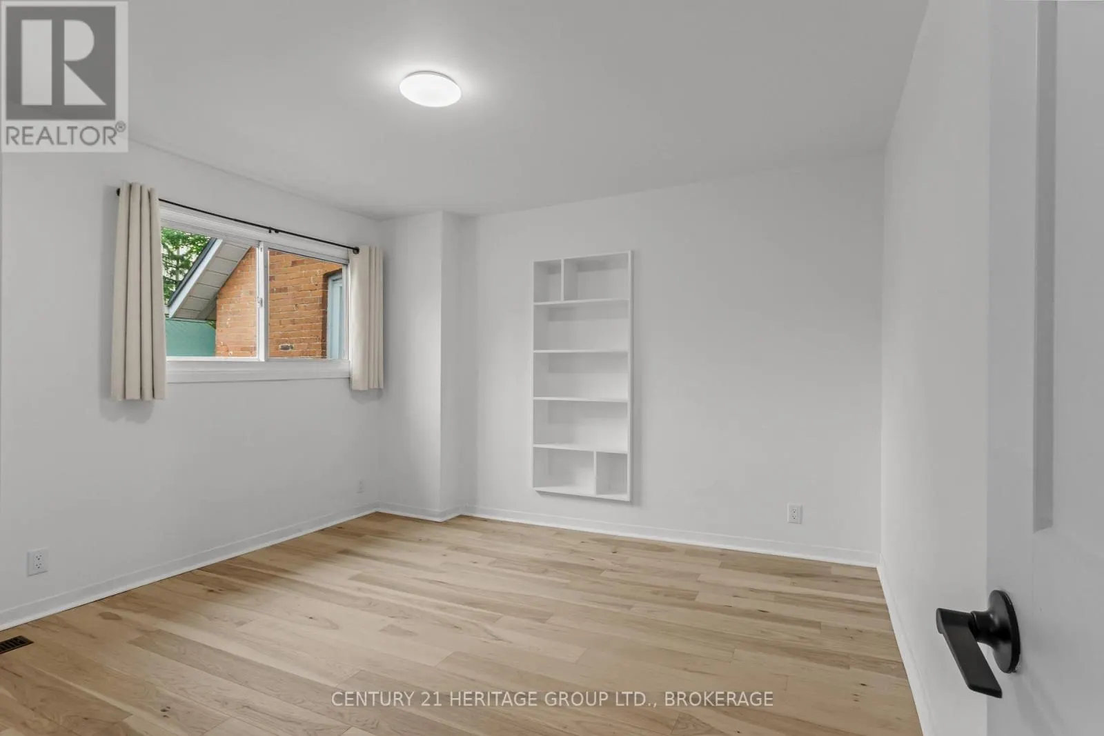 625 KING STREET W