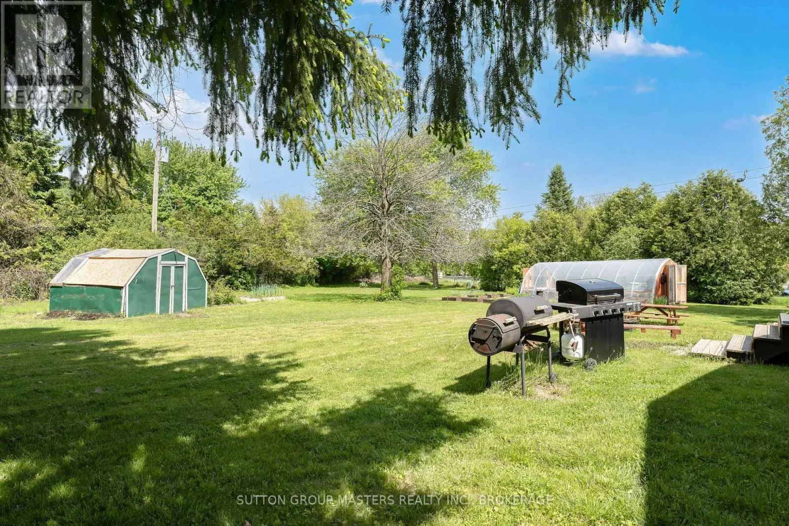 21 MCDONALD CRESCENT