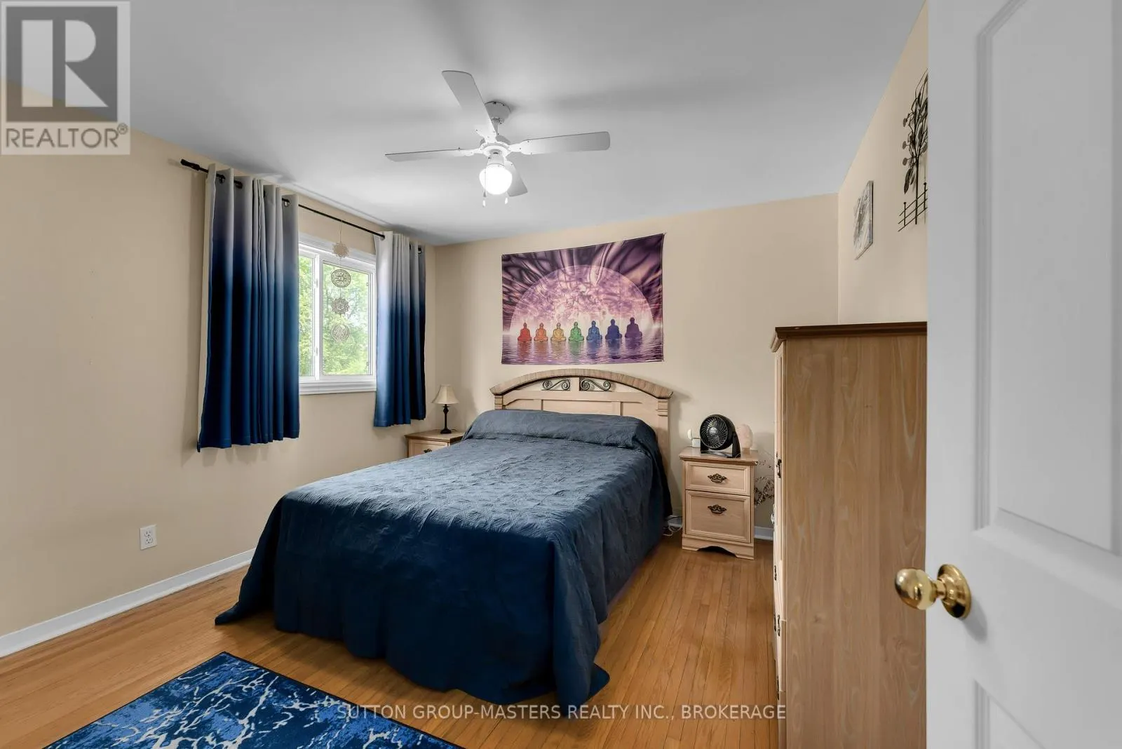 21 MCDONALD CRESCENT