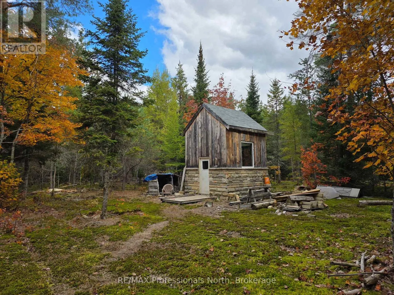 124 CARDWELL LAKE ROAD