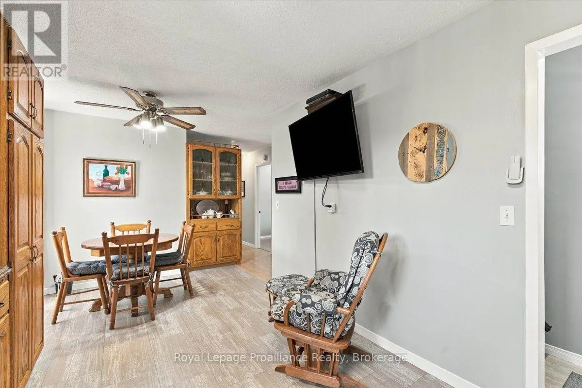 91 CHATTERTON VALLEY CRESCENT