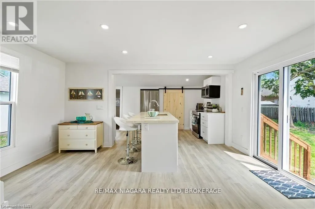 377 CAMBRIDGE ROAD W
