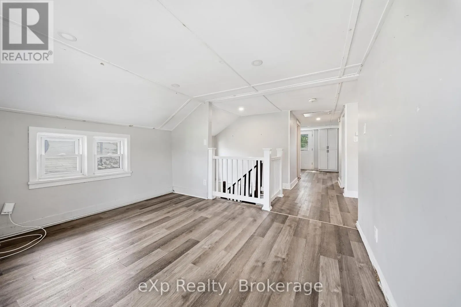 326 SIDNEY STREET