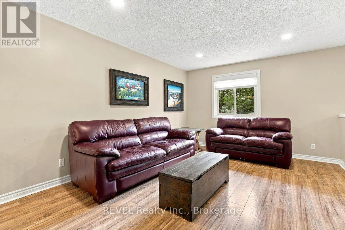 92 MAPLE DRIVE