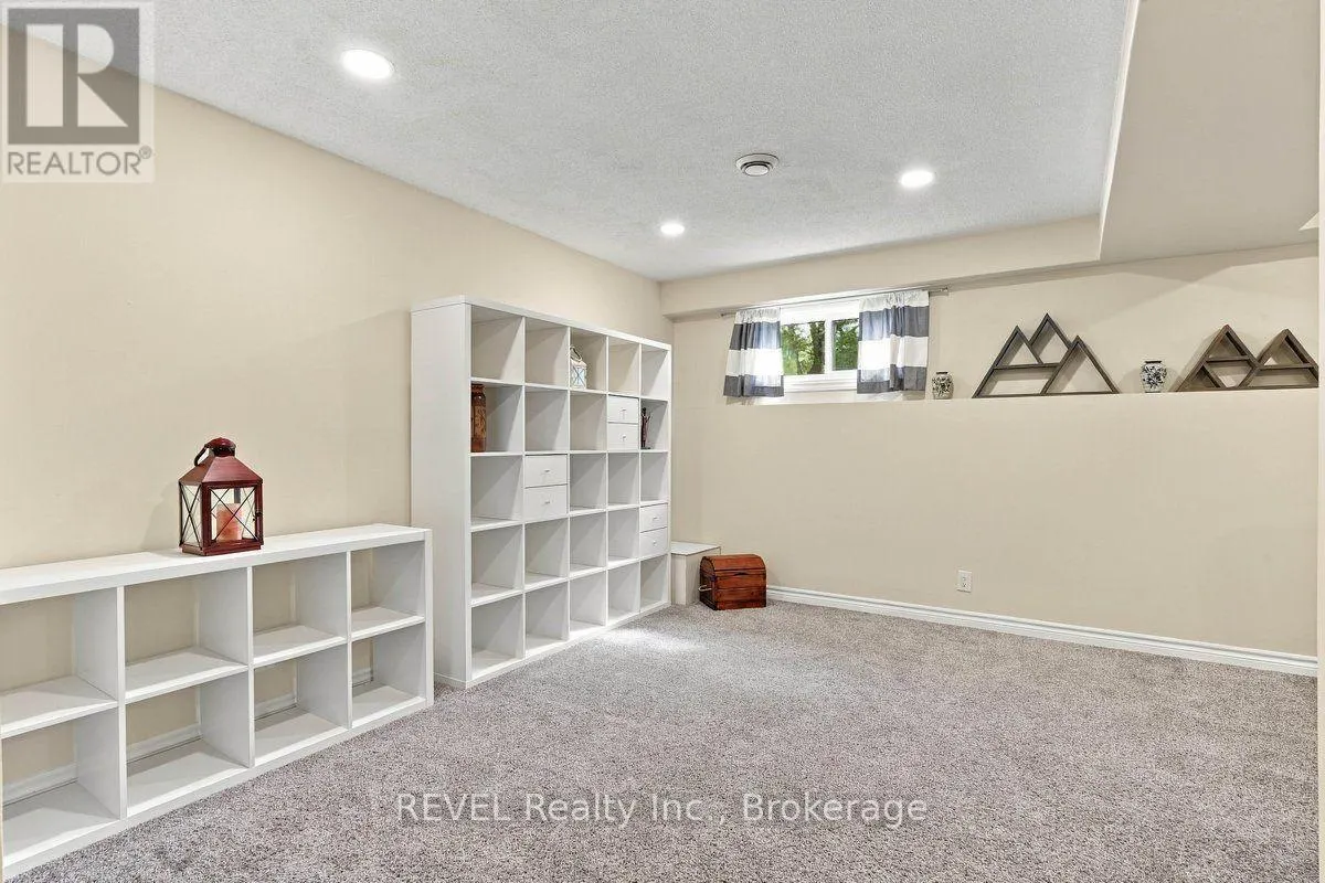 92 MAPLE DRIVE
