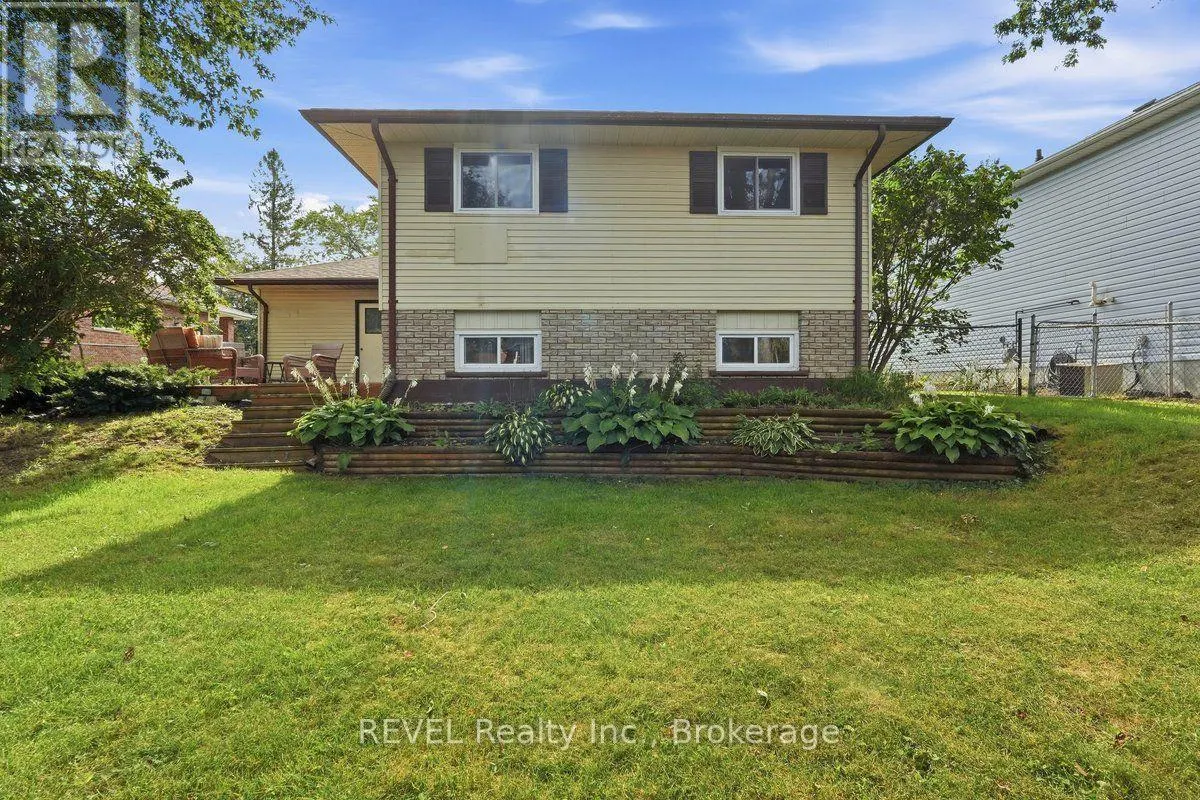 92 MAPLE DRIVE