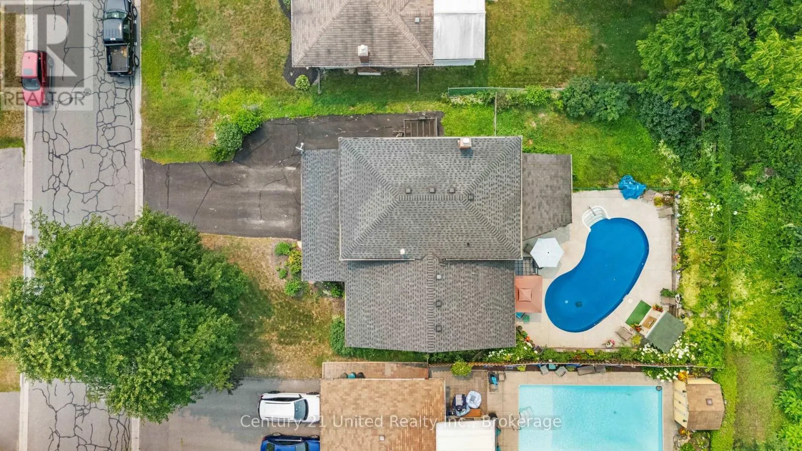 941 GOLFVIEW ROAD