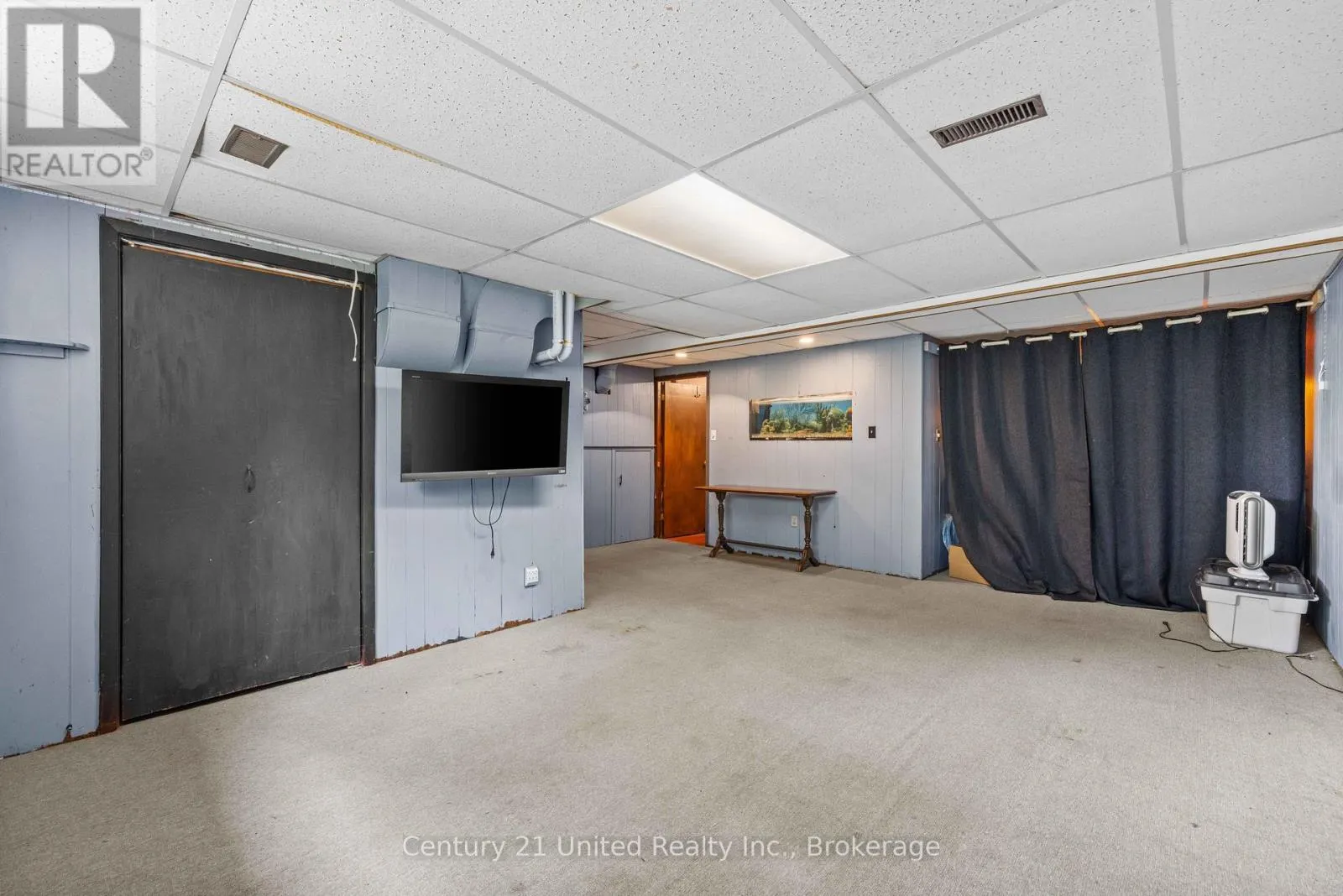 941 GOLFVIEW ROAD