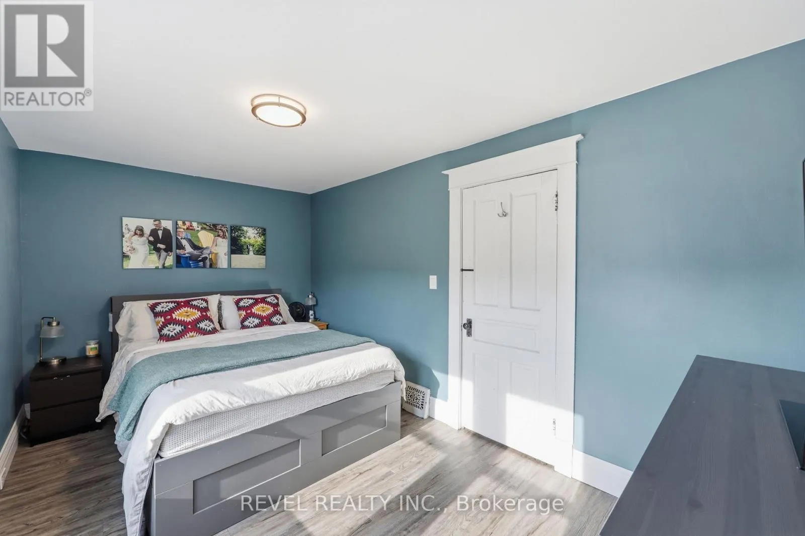 52 BERRYMAN AVENUE