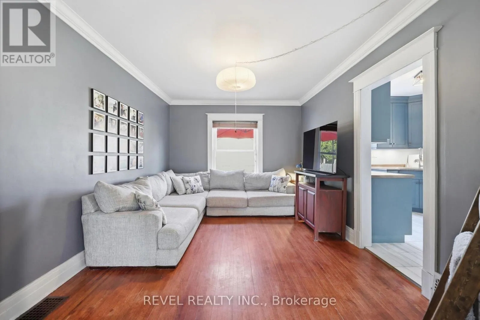 52 BERRYMAN AVENUE