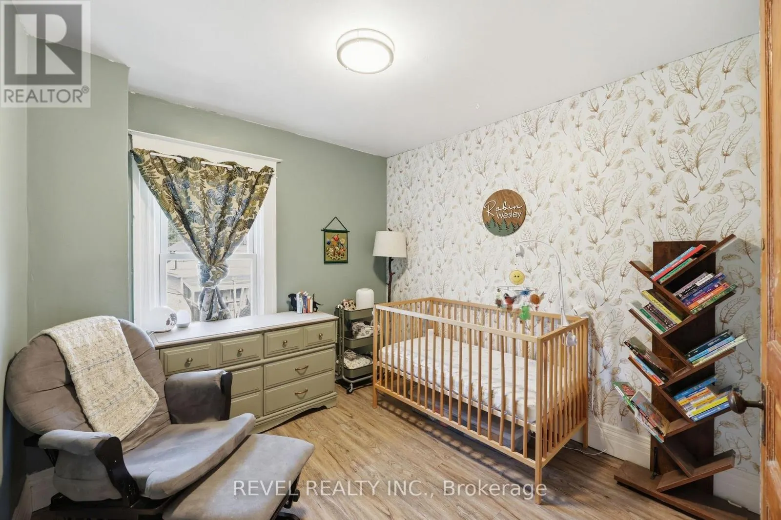 52 BERRYMAN AVENUE