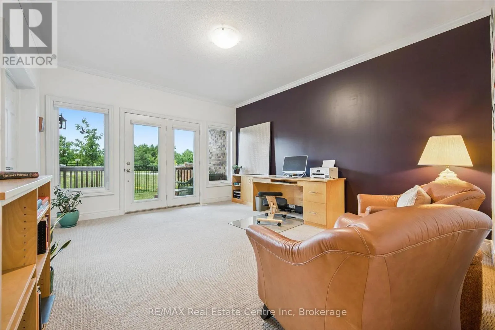 1 - 39 KAY CRESCENT #1